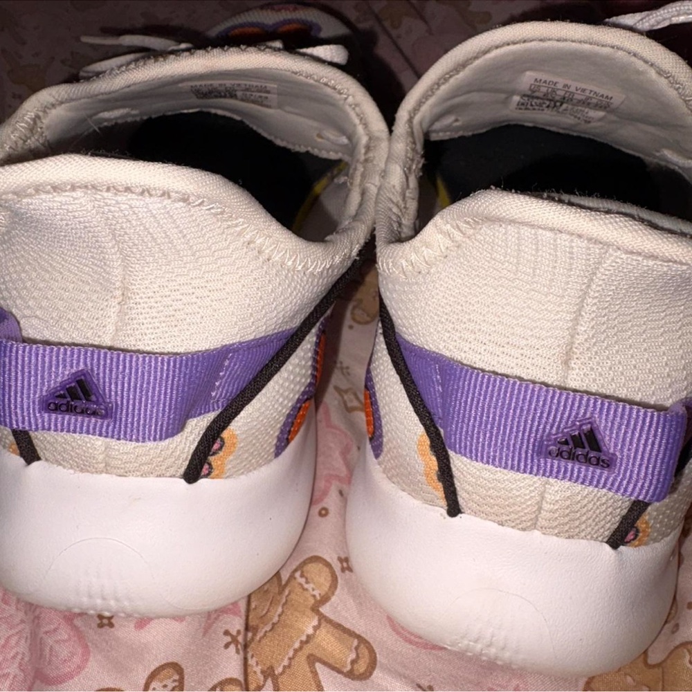 Adidas x Pharrell Williams flower trainers #PharrellWilliams - Picture 3 of 4